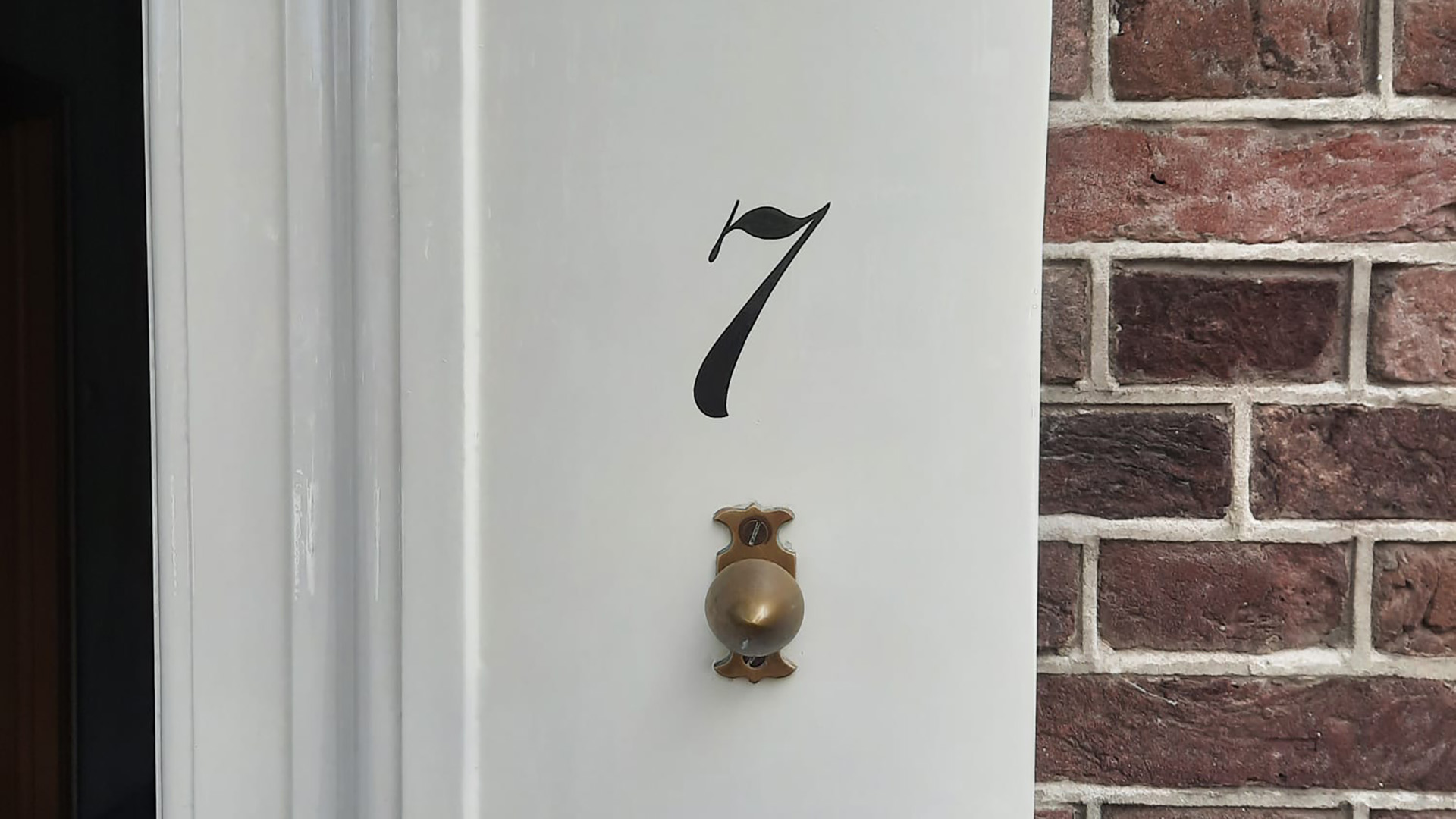 Kalligrafie - Agnes van Aarle - Huisnummer op gevel - 7