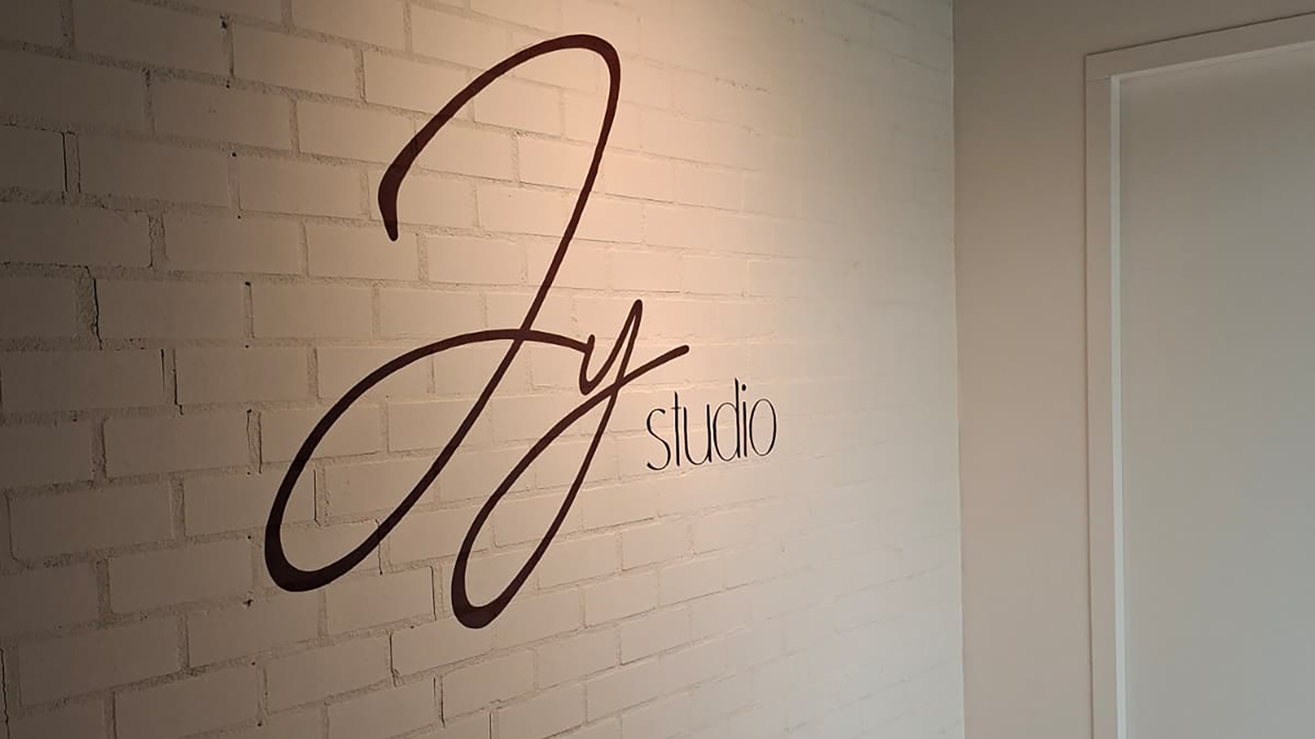 Kalligrafie - Agnes van Aarle - Tekst op muur - jij studio